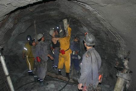 麦盖提工程爆破中的危险因素分析以及应对工程爆破危险的措施